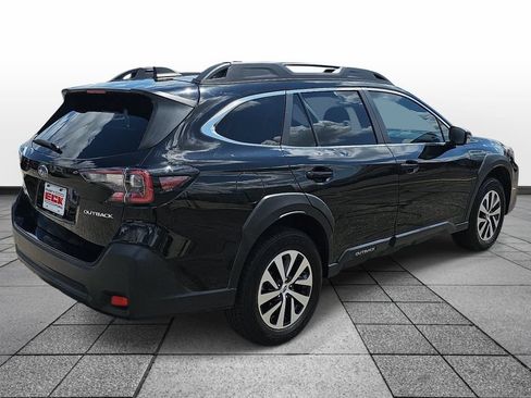 Used 2023 Subaru Outback Premium AWD/4WD image 5