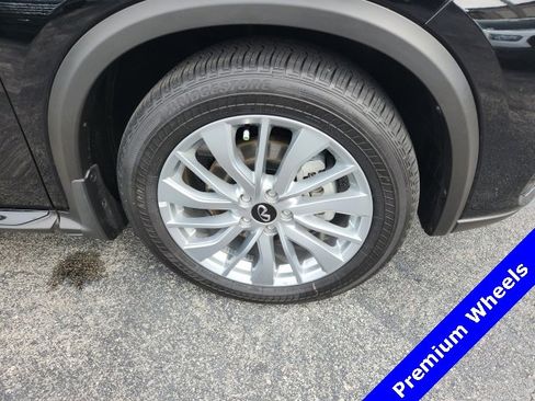 Used 2025 INFINITI QX50 Luxe image 5