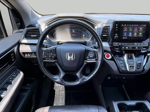 Used 2018 Honda Odyssey Elite image 6
