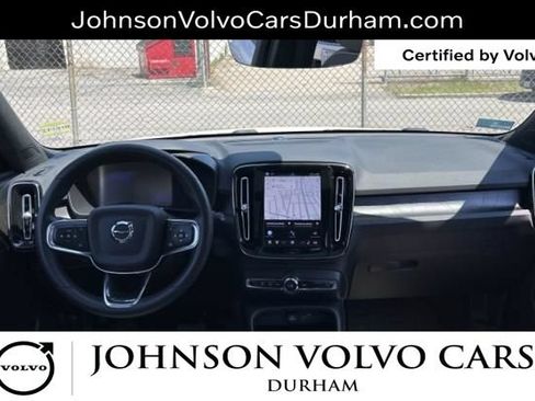 Used 2023 Volvo XC40 Recharge Ultimate w/ Protection Package Premier AWD/4WD image 10
