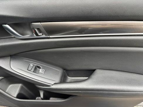 Used 2020 Honda Accord Sport image 37