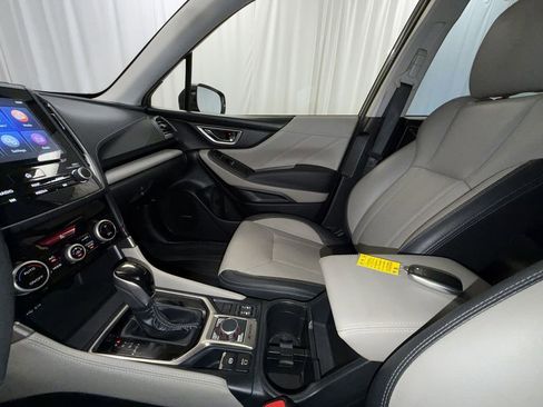 Used 2023 Subaru Forester Limited AWD/4WD image 17