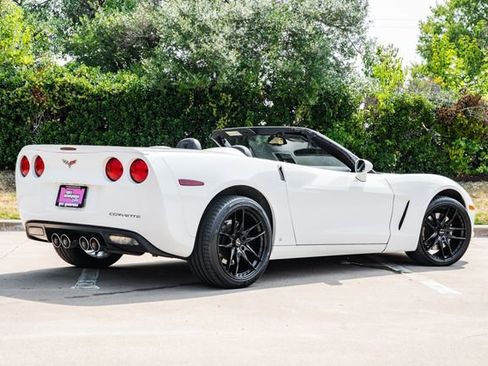 Used 2006 Chevrolet Corvette Convertible w/ Preferred Equipment Group image 10