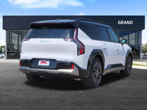 New 2026 Kia EV9 GT-Line AWD/4WD image 5