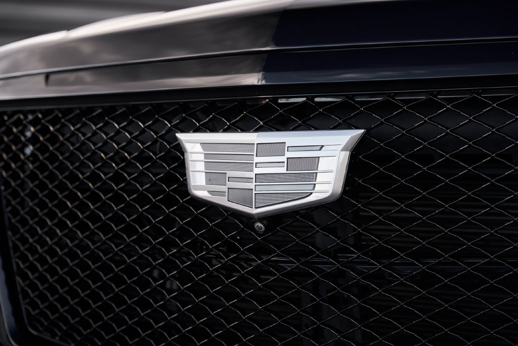 Used 2022 Cadillac Escalade ESV Sport w/ Touring Package AWD/4WD image 6