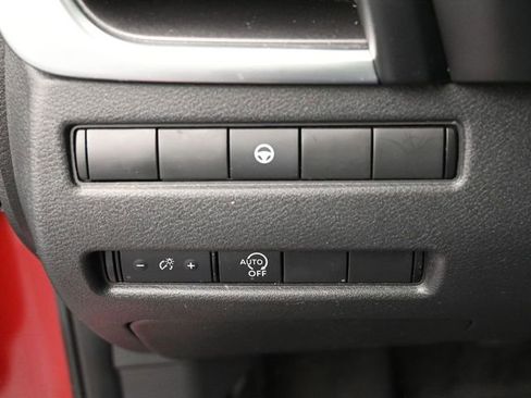 Used 2023 Nissan Rogue SV FWD image 18