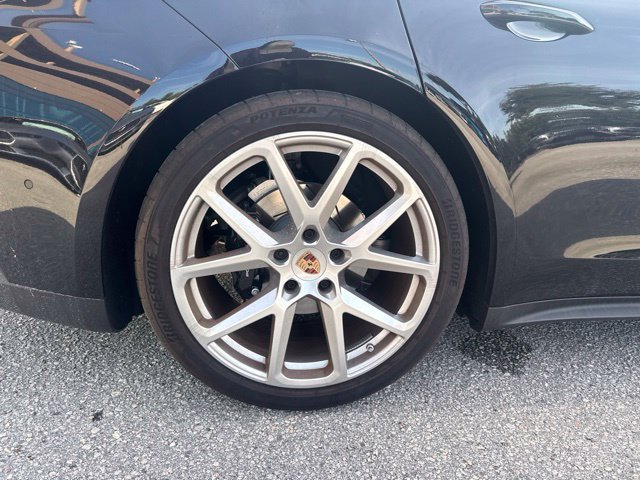 Used 2026 Porsche Panamera 4 AWD/4WD image 16