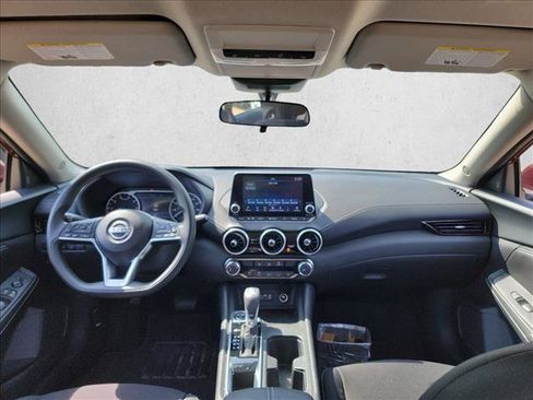 Used 2025 Nissan Sentra SV FWD image 17