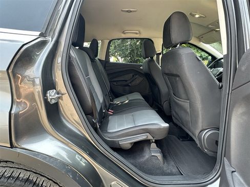 Used 2015 Ford Escape SE AWD/4WD image 11