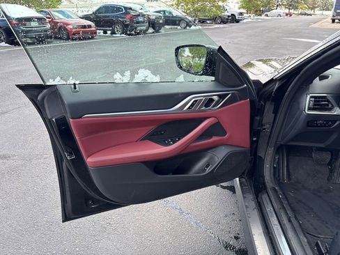 Used 2023 BMW i4 eDrive35 w/ Premium Package RWD image 9