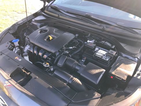 Used 2020 Hyundai Elantra Value Edition w/ Cargo Package (C1) image 54