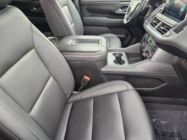 Used 2024 Chevrolet Tahoe LT w/ LT Signature Package RWD image 19