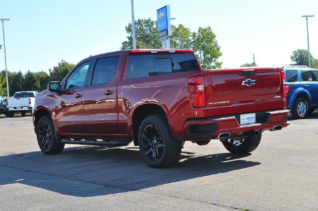 Used 2025 Chevrolet Silverado 1500 RST AWD/4WD image 5