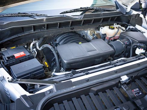 Used 2023 Chevrolet Silverado 1500 LT w/ Work Truck Package AWD/4WD image 32