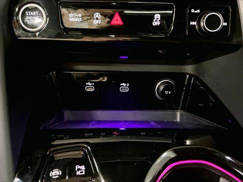 Used 2025 Audi Q5 Premium Plus w/ Premium Plus image 34