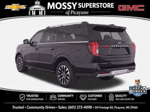 Used 2025 Ford Expedition Max Platinum AWD/4WD image 3