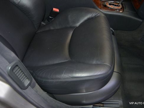 Used 2004 Mercedes-Benz S 500 4MATIC image 18