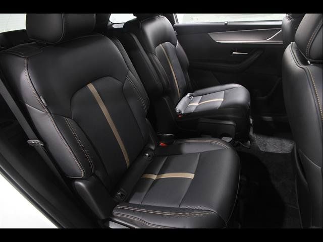 Certified 2026 MAZDA CX-90 3.3 Turbo S w/ Premium Package AWD/4WD image 17