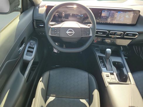 New 2026 Nissan Sentra SR image 11