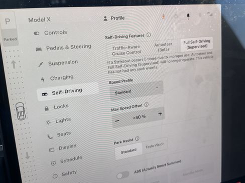 Used 2022 Tesla Model X Plaid AWD/4WD image 9