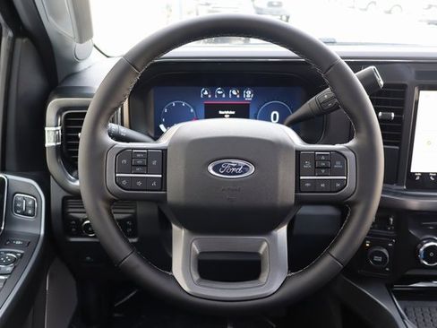 New 2026 Ford F250 Lariat w/ Chrome Package image 28