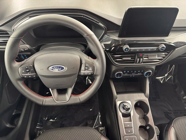 Used 2025 Ford Escape ST-Line AWD/4WD image 24