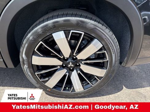 New 2026 Mitsubishi Outlander SE AWD/4WD image 5