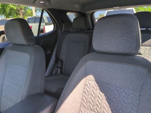 Used 2023 Chevrolet Equinox LT image 8