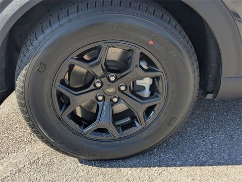 Used 2022 Ford Explorer Timberline w/ Timberline Technology Package image 10