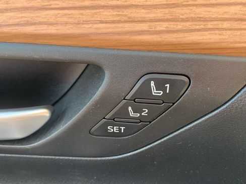 Used 2025 Toyota Grand Highlander AWD Hybrid image 10