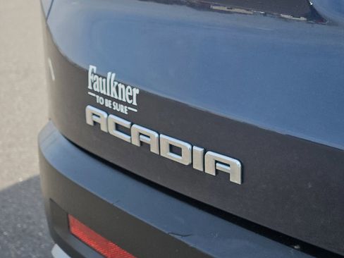 Used 2018 GMC Acadia SLE image 29