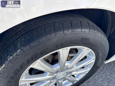 Used 2011 Buick Lucerne CX image 29