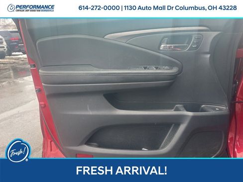 Used 2022 Honda Ridgeline RTL image 12