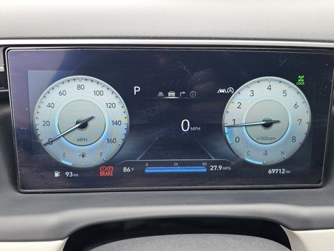 Used 2023 Hyundai Tucson Limited AWD/4WD image 32