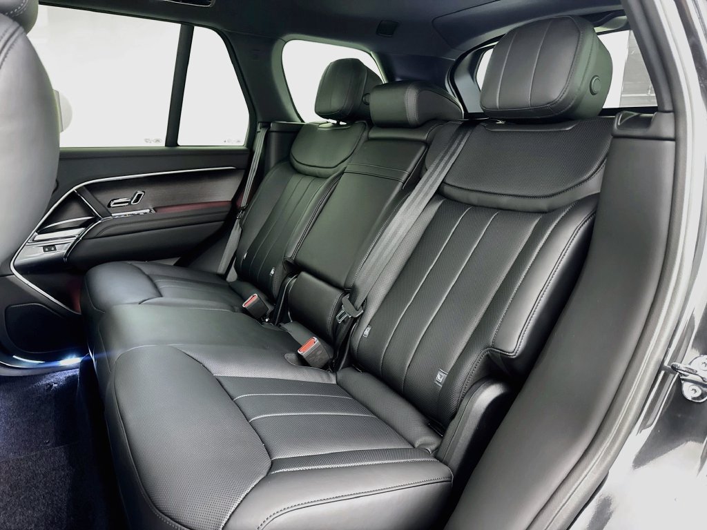 New 2027 Land Rover Range Rover SE AWD/4WD image 25