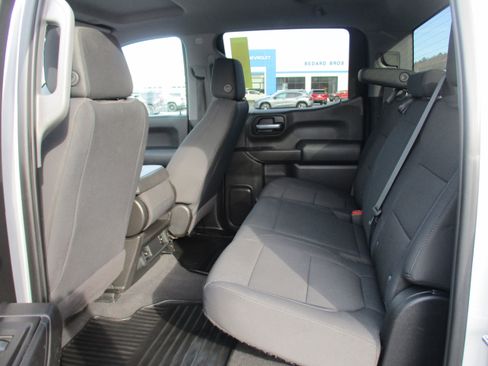 Used 2020 Chevrolet Silverado 1500 Custom Trail Boss w/ Custom Convenience Package image 12