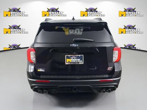Used 2023 Ford Explorer ST w/ Technology Package AWD/4WD image 6
