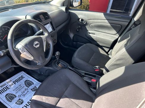 Used 2017 Nissan Versa S Plus image 5