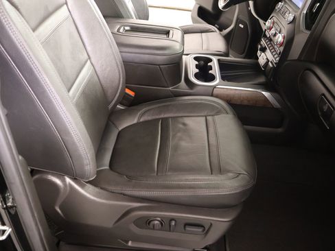 Used 2022 GMC Sierra 1500 Denali w/ Denali Premium Package image 13