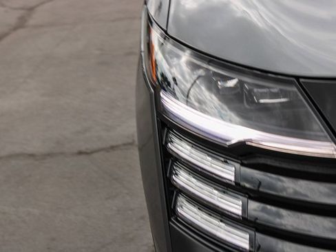 New 2026 Nissan Kicks SR w/ Cold Weather Package image 11