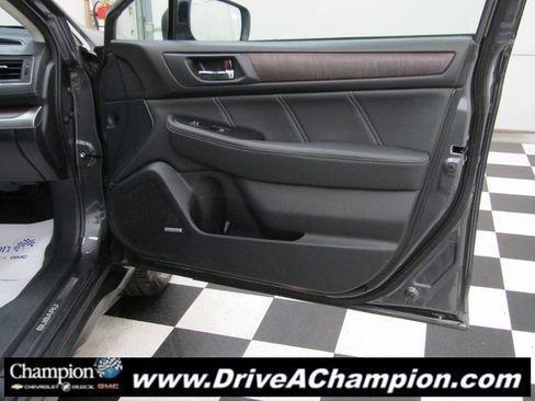 Used 2019 Subaru Outback 2.5i Limited image 42