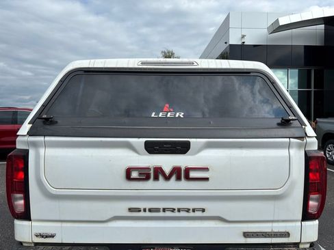 Used 2021 GMC Sierra 1500 Elevation AWD/4WD image 3