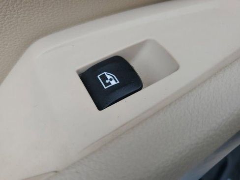 Used 2022 BMW 330i xDrive Sedan image 11