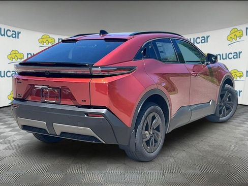 New 2026 Toyota C-HR AWD/4WD image 7