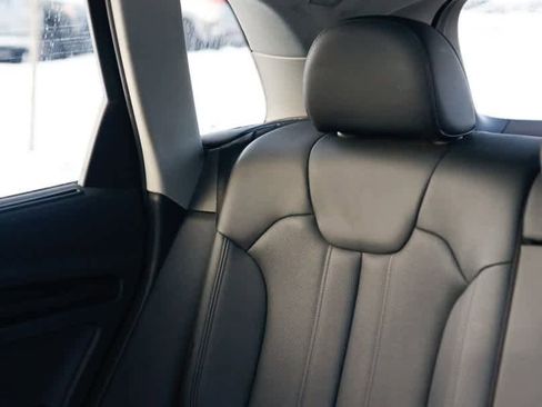 Used 2020 Audi Q5 2.0T Premium Plus w/ Premium Plus Package image 22