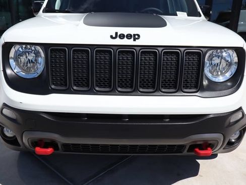 Used 2023 Jeep Renegade Trailhawk AWD/4WD image 9