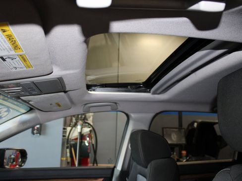 Used 2022 Honda CR-V EX image 36