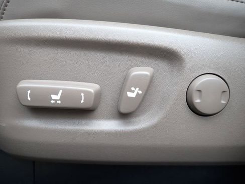 Used 2023 Lexus GX 460 Premium w/ Premium Plus Package image 24