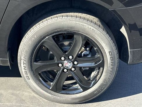 Certified 2023 Buick Enclave Essence w/ Sport Touring Edition image 31