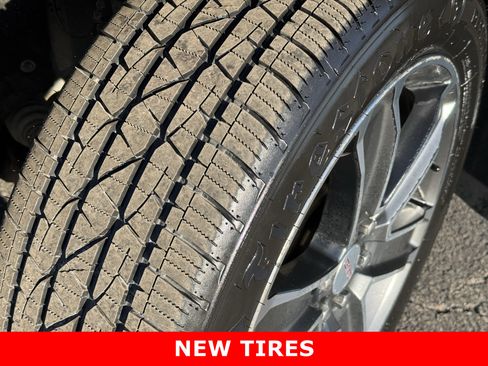 Used 2017 GMC Acadia Denali image 9